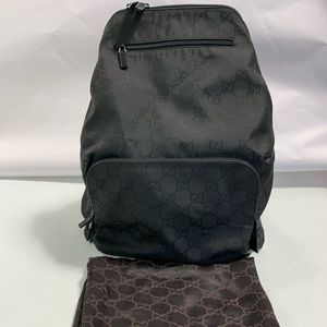 Gucci Logo Printed Backpack/ Unisex